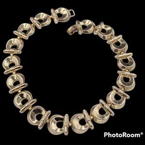 Vintage Monet Equestrian Horseshoe Link Necklace